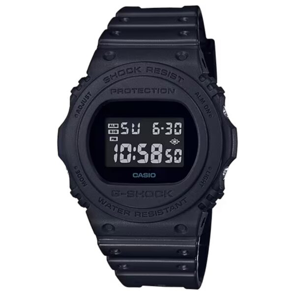 Casio G-Shock DW-5750E-1B Classic Retro Digital Men’s Back-to-original-basics theme Black Watch